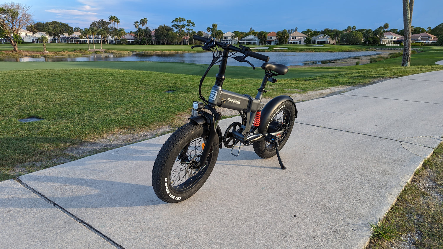 5TH WHEEL Thunder 1FT Folding Fat Tire Electric Bike